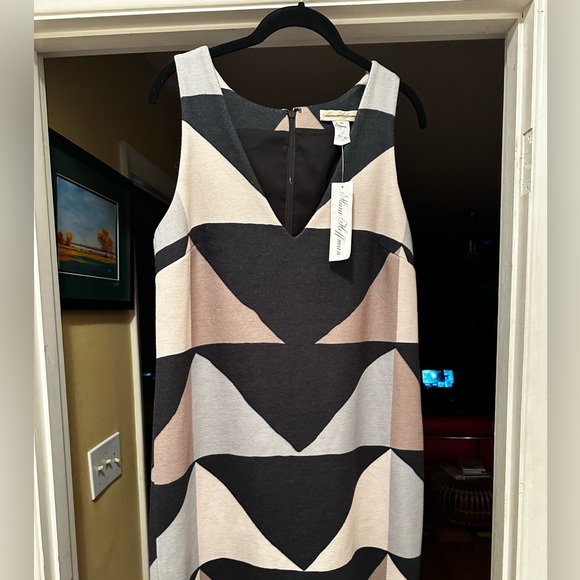 Runway! New Never Worn Mara Hoffman Dress - Picture 5 of 8